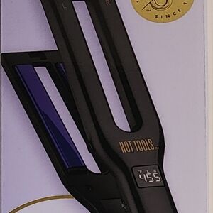 Hot Tools Pro Signature Dual Plate Charcoal Ceramic Flat Iron